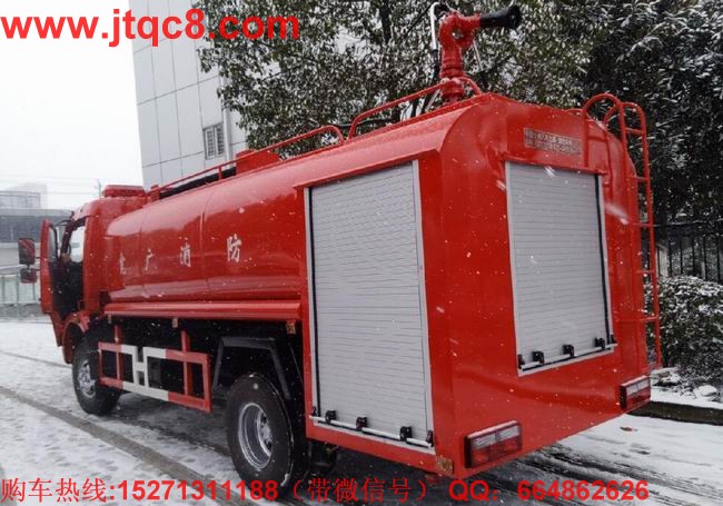東風(fēng)大多利卡森林消防車(chē)(6-8T)車(chē)輛設(shè)計(jì)精巧,外型美觀,線條流暢,整體式框架結(jié)構(gòu);機(jī)動(dòng)性能強(qiáng),環(huán)保性能好,人性化設(shè)計(jì),器材布置合理,取用方便;